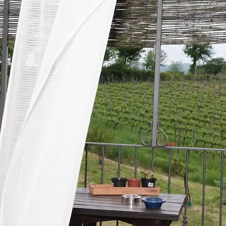 Alloggio per agriturismo Il Pino Bioagricoltura *